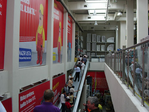 İzmir Baumax DIY Yapı Marketi